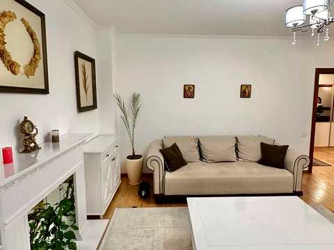 квартира за адресою Авраама Лінкольна вул. (Димитрова), 6
