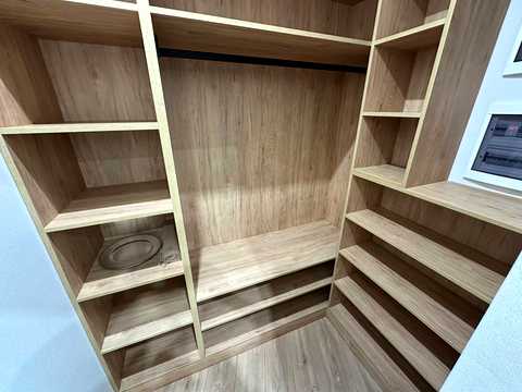 квартира по адресу Краснова ул., 65