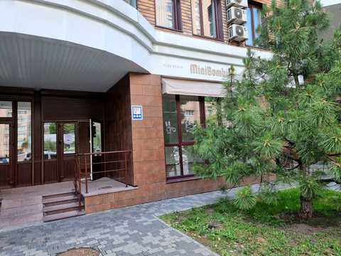 комерційна за адресою Казимира Малевича вул. (Боженка), 48