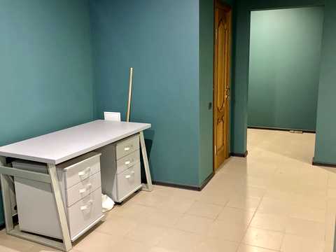 комерційна за адресою Князя Святослава