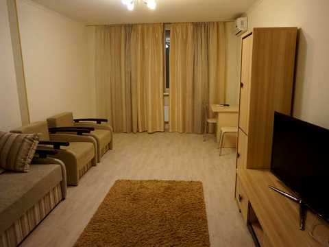 квартира за адресою Авіаконструктора Ігоря Сікорського вул. (Танкова), 1Б