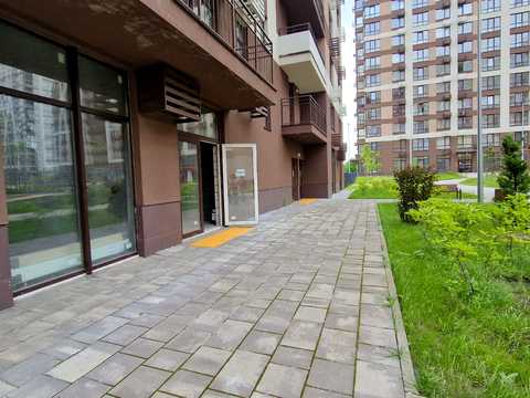 комерційна за адресою Генерала Грекова вул., 2