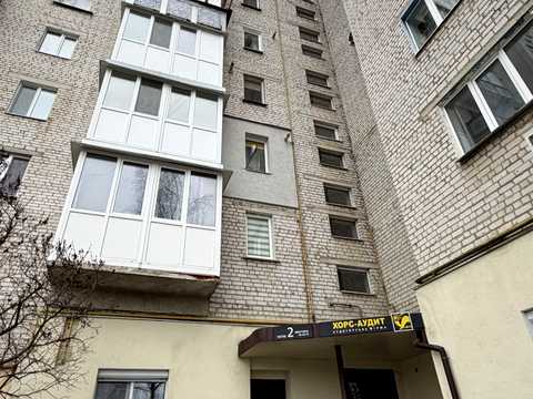квартира за адресою Домбровського вул., 45