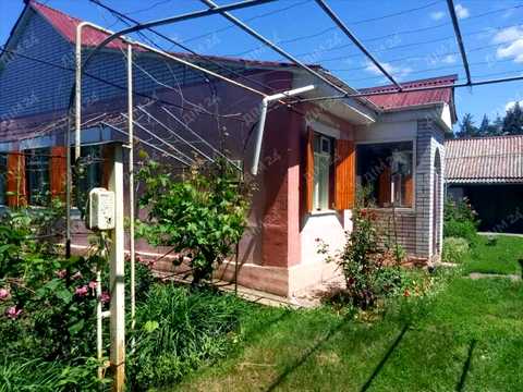 дом по адресу Центральна, 1