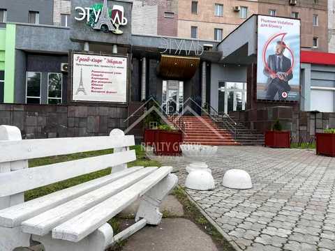 комерційна за адресою Віталія Матусевича вул. (XXII Партз'їзду), 8