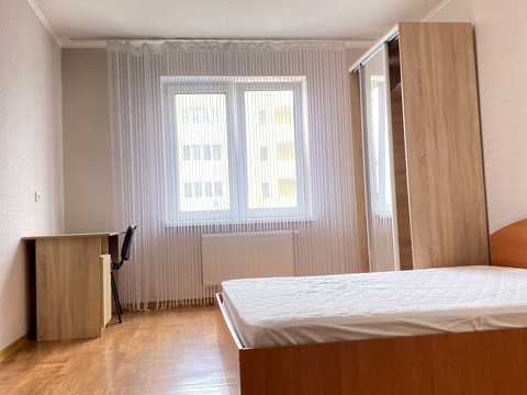 квартира за адресою Сергія Данченка вул., 5к1