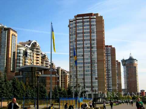 квартира по адресу Леси Украинки бульв., 21