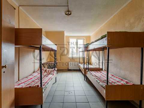 комерційна за адресою Робітнича вул., 2А