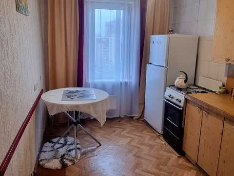 квартира за адресою Леоніда Бикова бульв., 7