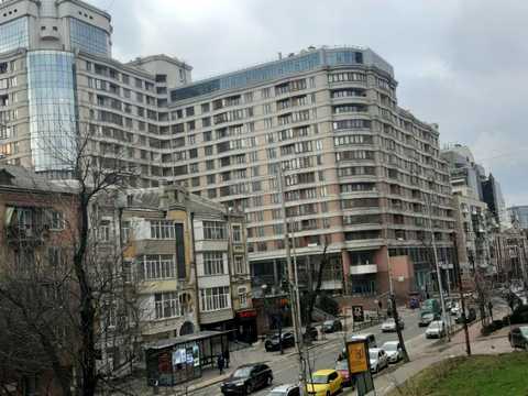 квартира по адресу Жилянская ул., 76