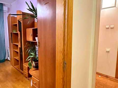 квартира за адресою Анни Ахматової вул., 14-Б