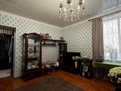 квартира за адресою Соборності вул. (Жовтнева), 7