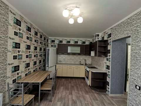 квартира за адресою Лазурна вул., 5