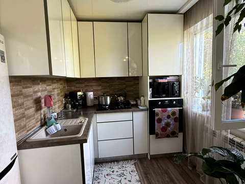 квартира за адресою Світла вул., 3