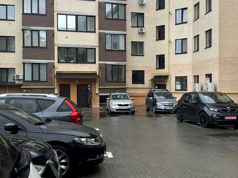квартира за адресою Центральна вул. (Мічуріна), 2а