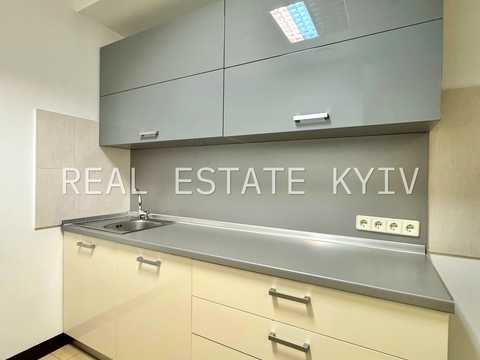 комерційна за адресою Шота Руставелі вул., 44