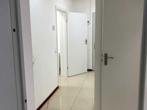 комерційна за адресою Науки просп., 30/13