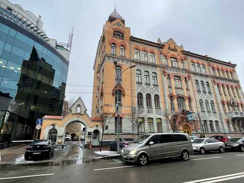 коммерческая по адресу Владимирская ул., 10