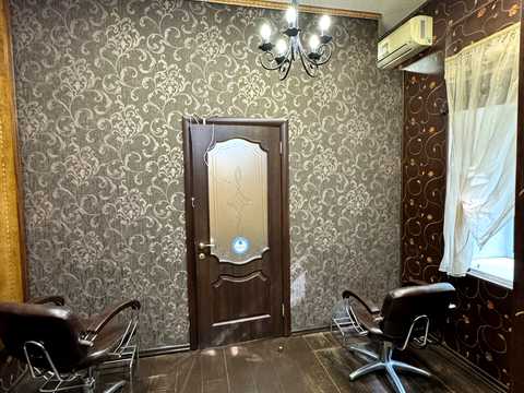 комерційна за адресою Чеховський пров., 9