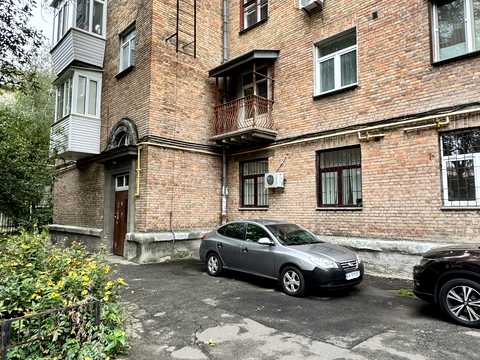 квартира за адресою Генерала Алмазова вул. (Кутузова), 1