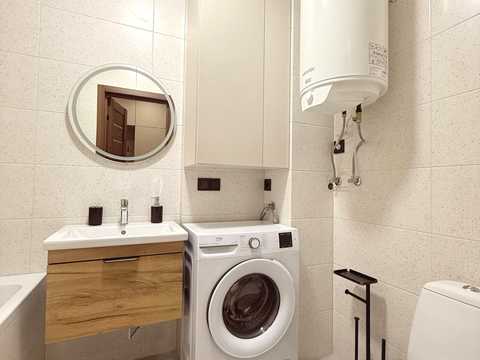 квартира за адресою Ревуцького вул., 40-Б