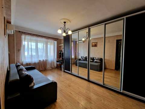 квартира за адресою Юності вул., 9