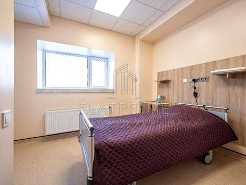 комерційна за адресою Героїв Дніпра вул., 3-А