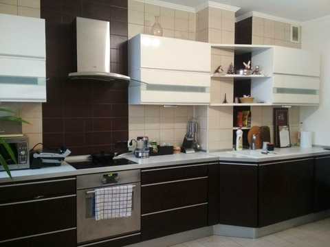 квартира за адресою Дніпровська набережна вул., 19