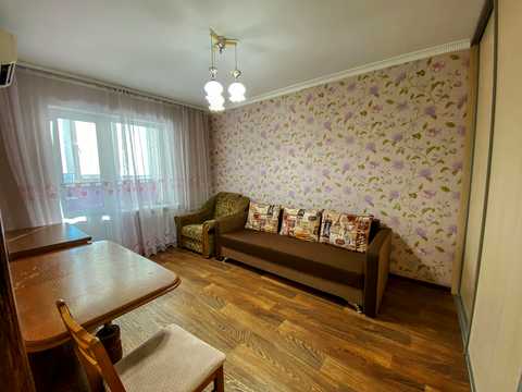 квартира за адресою Гната Юри вул., 1
