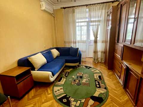 квартира за адресою Леоніда Каденюка просп. (Юрія Гагаріна), 10/2