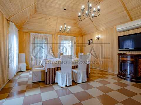 коммерческая по адресу Бориспільський, 1