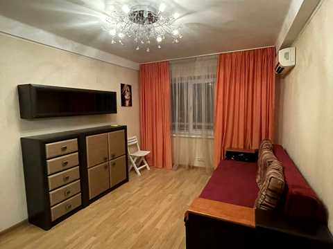 квартира по адресу Ореста Левицкого ул. (Академіка Курчатова), 18