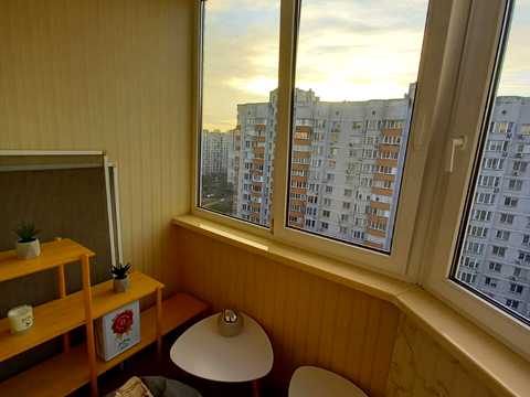 квартира за адресою Анни Ахматової вул., 35-Б