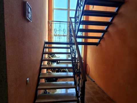будинок за адресою Центральна