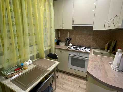 квартира за адресою Перемоги просп., 72г