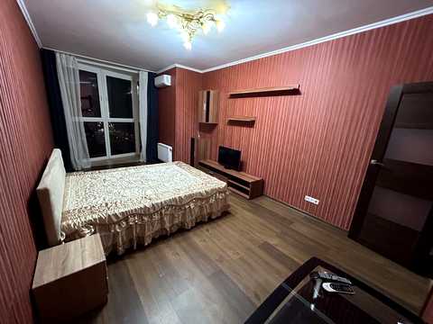 квартира по адресу Драгоманова ул., 2-Б