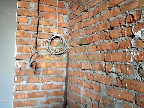комерційна за адресою Івана Кожедуба, 8а