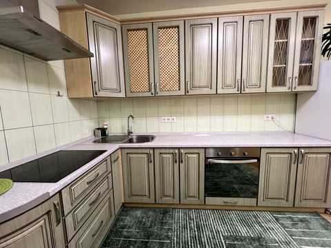 квартира за адресою Сім'ї Кульженків вул. (Петра Дегтяренка), 35