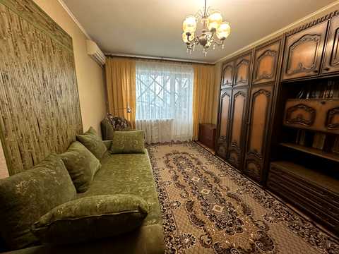 квартира за адресою Лазурна вул., 10-В