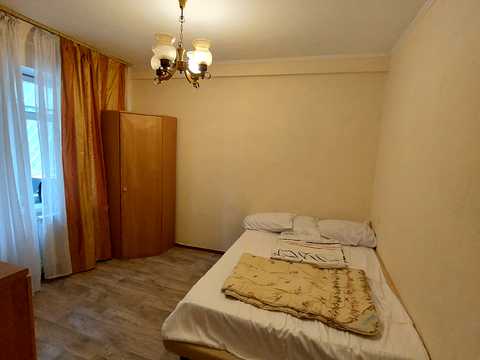 квартира за адресою Мілютенка вул., 44Б