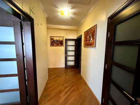 квартира за адресою Івана Франка вул., 137