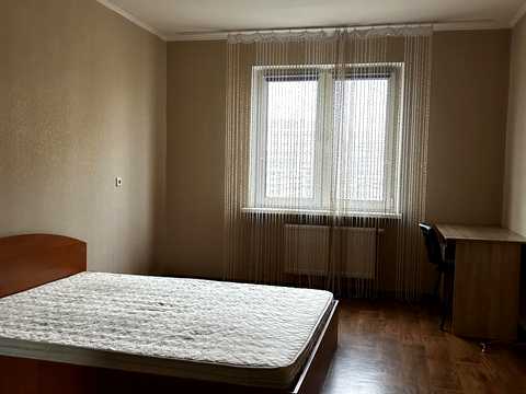 квартира за адресою Сергія Данченка вул., 5