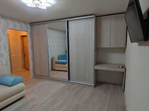 квартира по адресу Роганская ул., 146