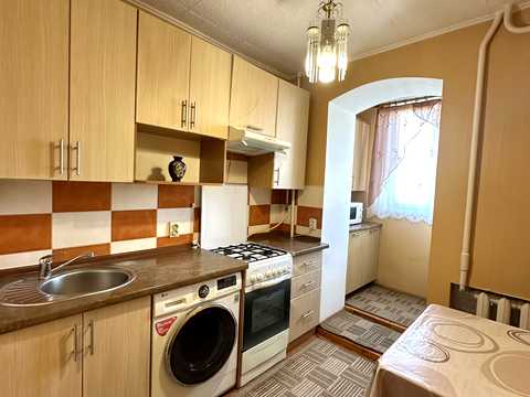 квартира за адресою Кулика і Гудачека вул. (Макарова), 30