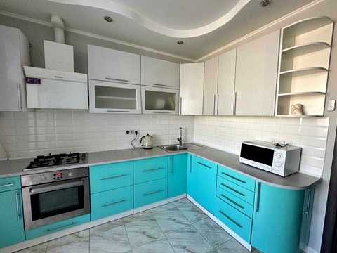 квартира за адресою Абрикосова вул., 5