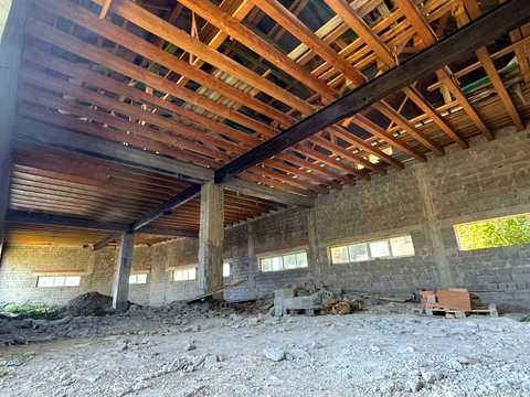 комерційна за адресою лаківська, 1