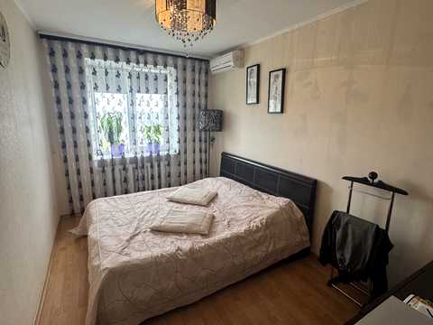 квартира за адресою Зарічанська вул., 52/2
