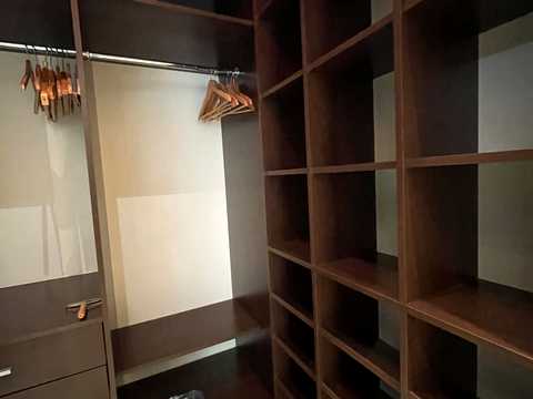 квартира за адресою Старонаводницька вул., 13