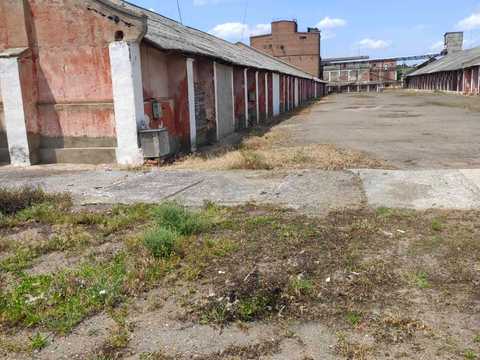 коммерческая по адресу Болгарских Ополченцев ул. (Асена Христева), 1