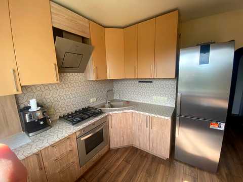 квартира по адресу Захаровская ул., 1